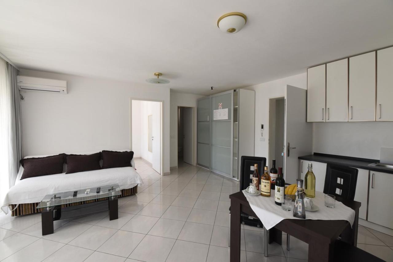 בודווה Markovic Apartmani מראה חיצוני תמונה
